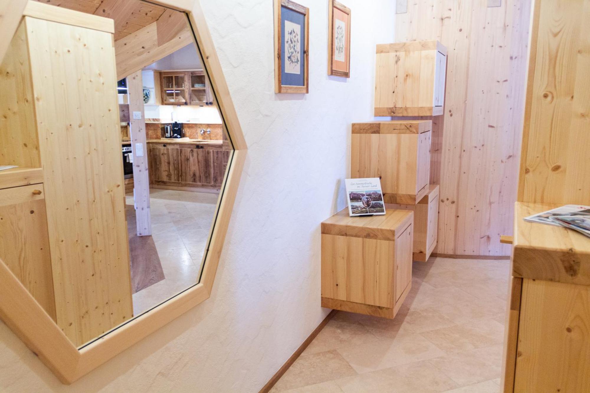 Ecologie Grundlsee Bilik gambar